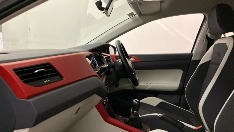 Volkswagen Polo 1.0 TSI 95 Beats 5dr Petrol Hatchback